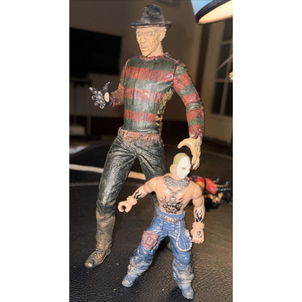 2 Vintage Figures FREDDY KRUGER Nightmare on Elm Street & Police Vs BadGuysDrake
